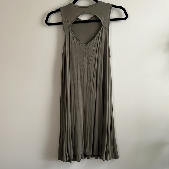 American eagle green loose fitting dress - Picture 4 of 7